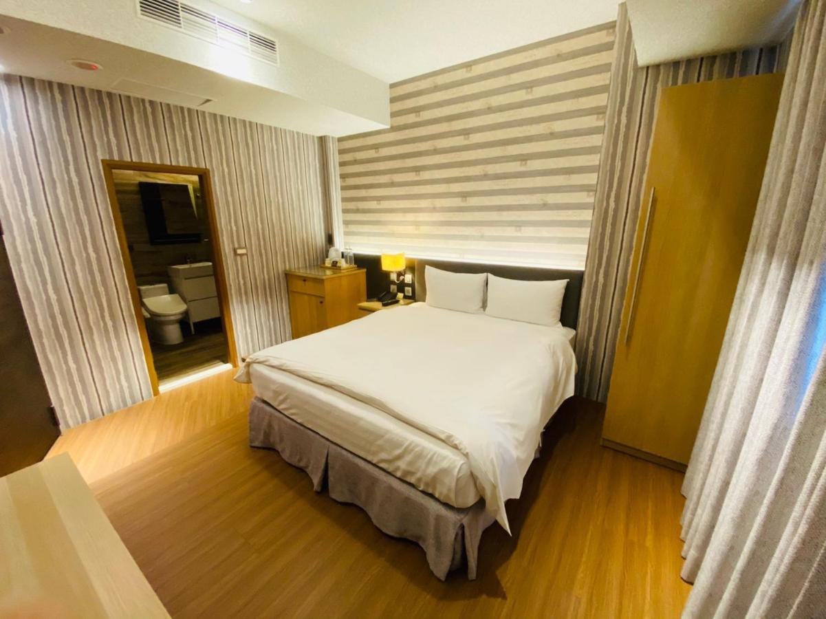 Dlinn Hotel Тайджун Екстериор снимка