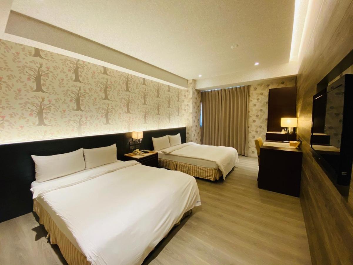 Dlinn Hotel Тайджун Екстериор снимка