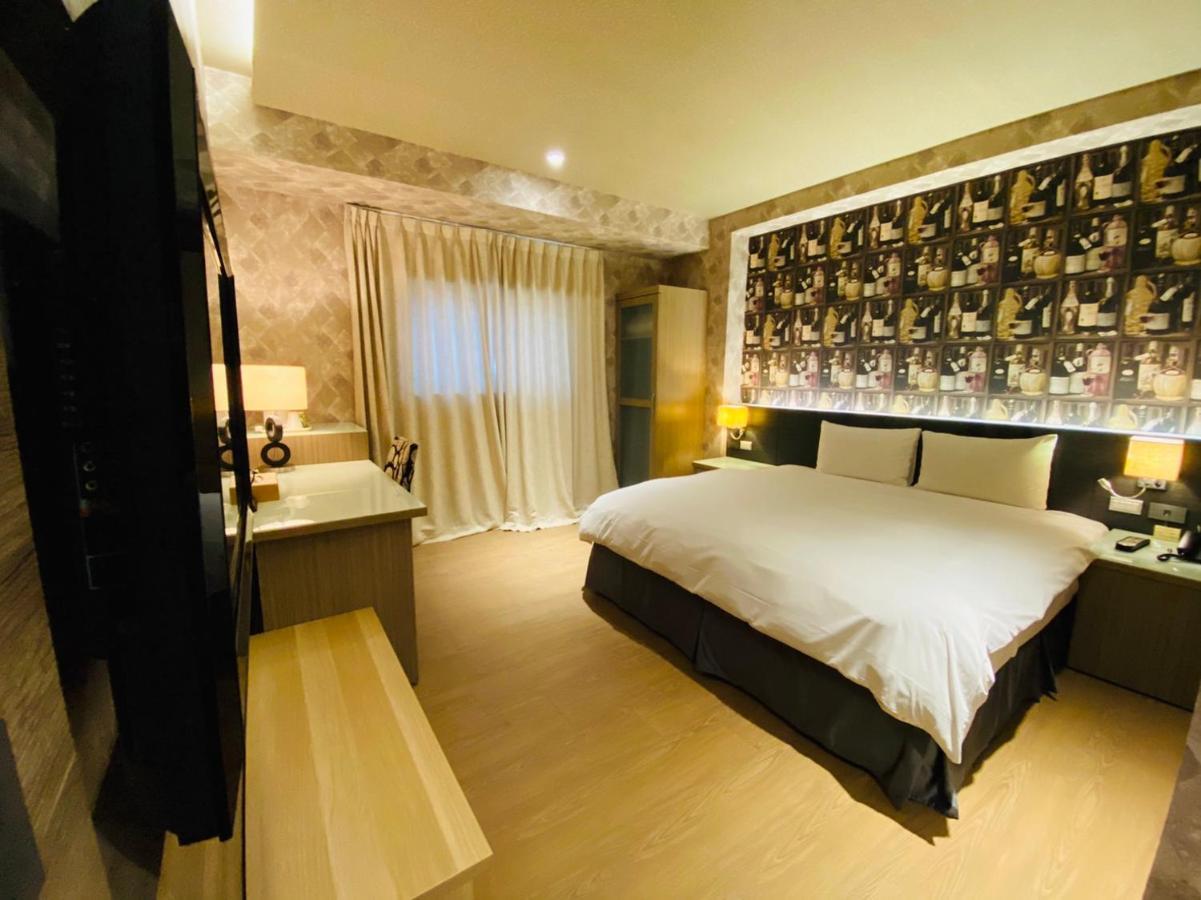 Dlinn Hotel Тайджун Екстериор снимка
